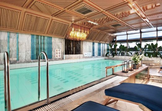 4. 힐튼 헬싱키 스..