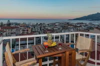 'Eolia Apartment' - Sea & City View Central Apt