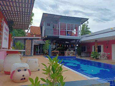 รูปภาพของบ้านกรชมพู