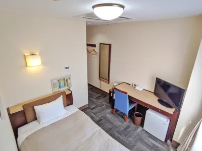 Kadoma Public Hotels in Daitō
