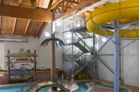 Peach Tree Inn and Suites