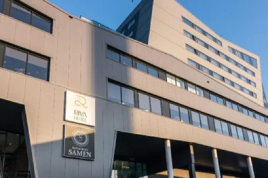 ริวา โฮเทล เดอะเฮก โรงแรมใน