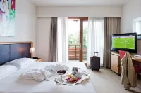Relais le Betulle Hotels near Monumento ai Caduti della Prima e della Seconda Guerra Mondiale