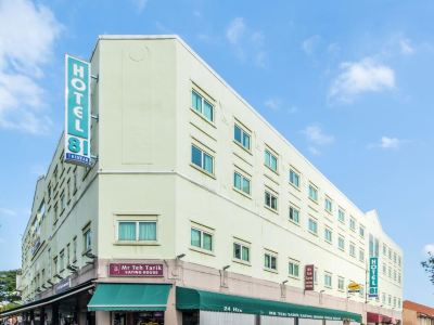 Hotel 81 Tristar
