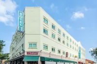 Hotel 81 Tristar Hotel di Joo Chiat dan East Coast