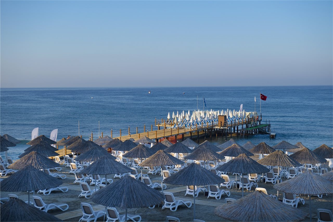 Quattro Beach Spa & Resort - All Inclusive