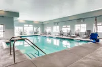 Super 8 by Wyndham Spokane Valley - piscina