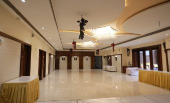 Hotel Shri Khedapati International