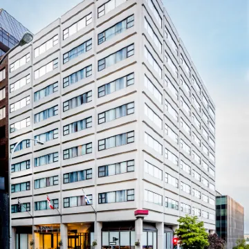 The Hollis Halifax - a DoubleTree Suites by Hilton Hotels near Discovery Centre