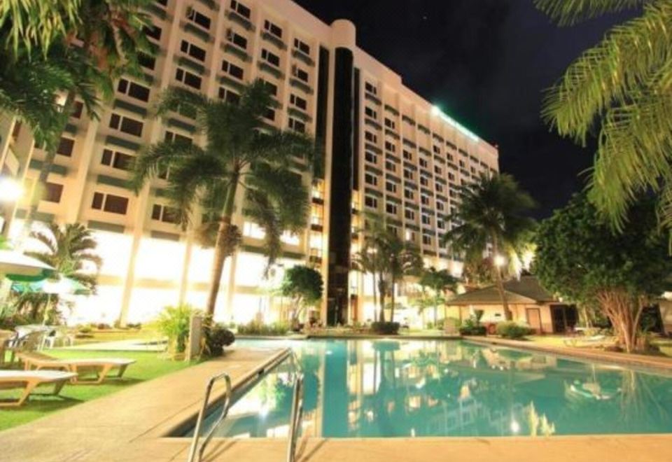 3. Garden O..