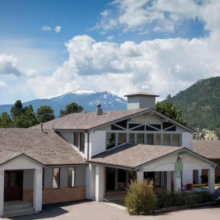 Trailborn Rocky Mountains Outpost