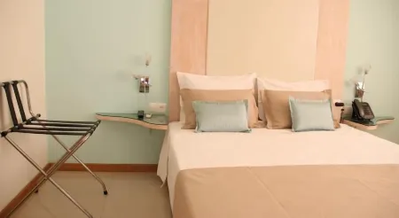 Sol Hotel Отели в г. Прая