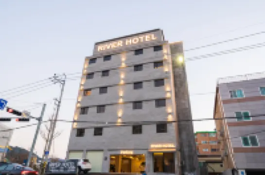 Gwangju Dongmyeongdong River Hotel 無等山國立公園附近的飯店