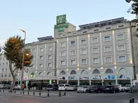 Holiday Inn ISTANBUL CITY by IHG โรงแรมใกล้พิพิธภัณฑ์คอรา