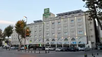 Holiday Inn Istanbul City Hôtels à : Istanbul