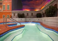 Holiday Inn & Suites MAPLE GROVE NW MPLS-ARBOR LKS by IHG - Hot Tub