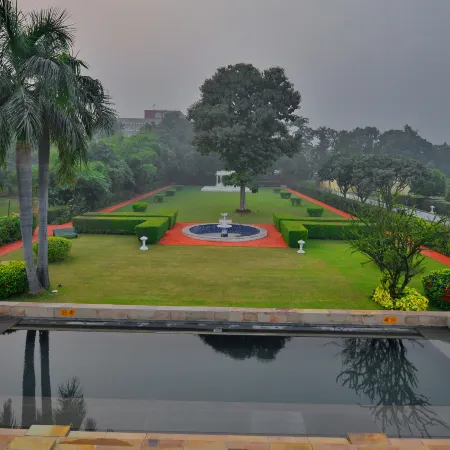 Taj Nadesar Palace