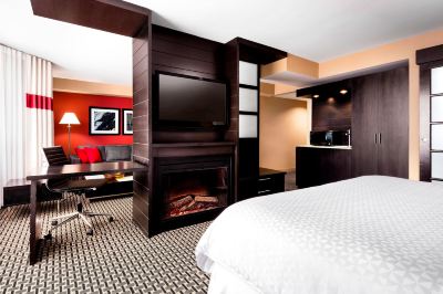 King Suite with Fireplace