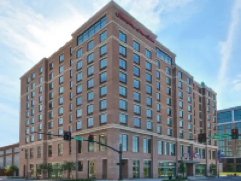 Hampton Inn & Suites Nashville Downtown Capitol View Hoteles en Condado de Davidson