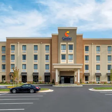 Comfort Inn & Suites
