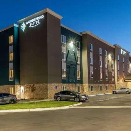 WoodSpring Suites Bakersfield Airport