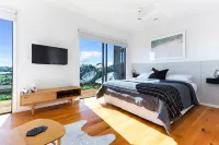 Cable Bay Views Hotel di Beachlands