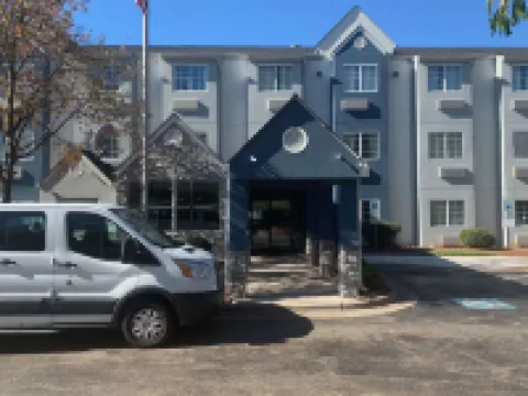 Microtel Inn & Suites by Wyndham Charlotte Airport Hotels near Charlotte Douglas International Airport