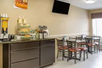 Quality Inn & Suites Maggie Valley - Cherokee Area - Morgenmad