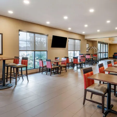 Comfort Suites Columbus Airport
