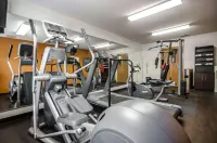 Quality Suites St. Joseph - Gym