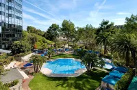 Hilton Los Angeles-Universal City - Pools