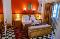 El Gezira Garden Hotel Luxor Các khách sạn ở Al Bairat
