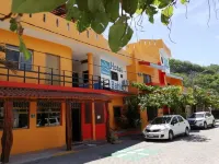 Hotel Bahía Hotels in Barra de Navidad