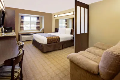Microtel Inn & Suites by Wyndham Prairie du Chien