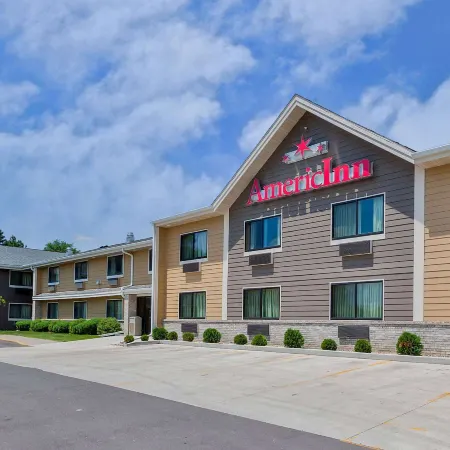 AmericInn by Wyndham Algona