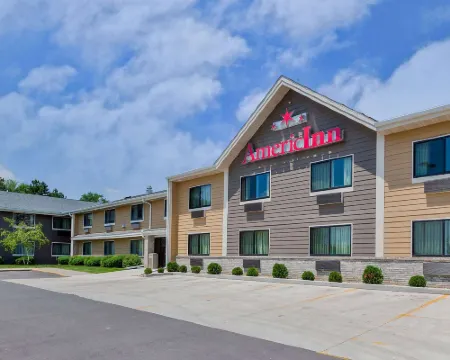 AmericInn by Wyndham Algona Hotels in Algona