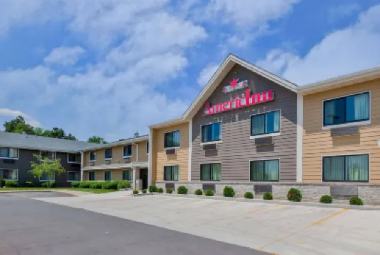 AmericInn by Wyndham Algona Hotels in 