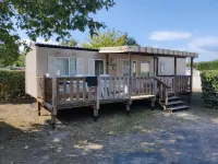 Large Mobile Homes Sleeping 8 with Air Conditioning in a Holiday Village