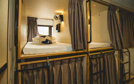 Traveller Bunker Hostel