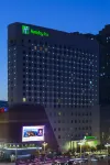 Holiday Inn Panjin Aqua City فنادق في بانجين
