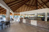 Viva Dominicus Palace by Wyndham, A Trademark All Inclusive - bar