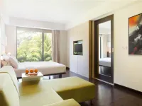 Novotel Manado Golf Resort & Convention Center Hotels in Mapanget