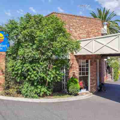 Comfort Inn Greensborough Hotel Exterior