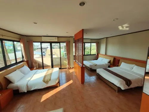 Kwan Phayao Villa Hotels in Phayao