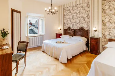 Hotel Aganoor Các khách sạn gần Ducal Palace