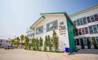 The Zell Budget Hotel Buriam