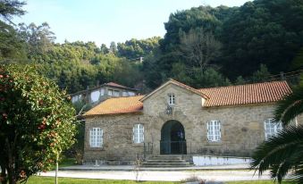 Hotel de Naturaleza la Pesqueria del Tambre