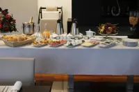 LBV House Hotel - petit déjeuner