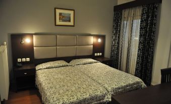 Hotel Emporiko - Housity
