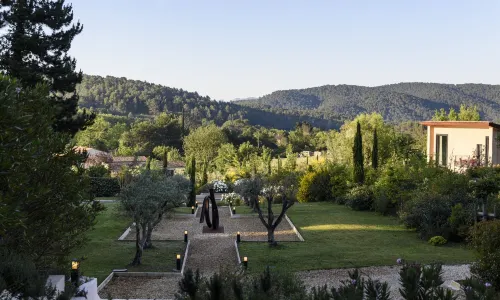 Les Lodges Sainte-Victoire Hôtel & Spa